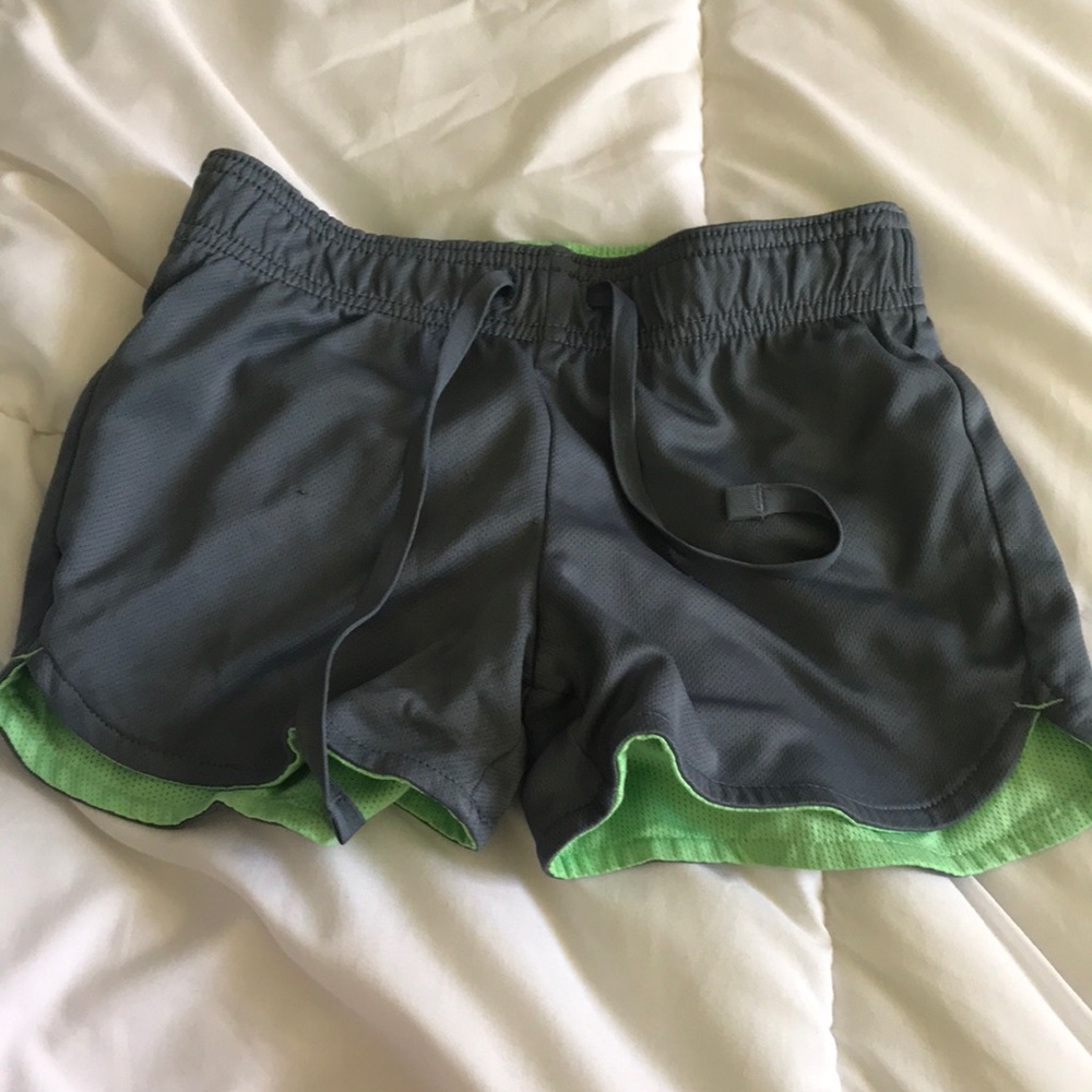 Reverseable shorts